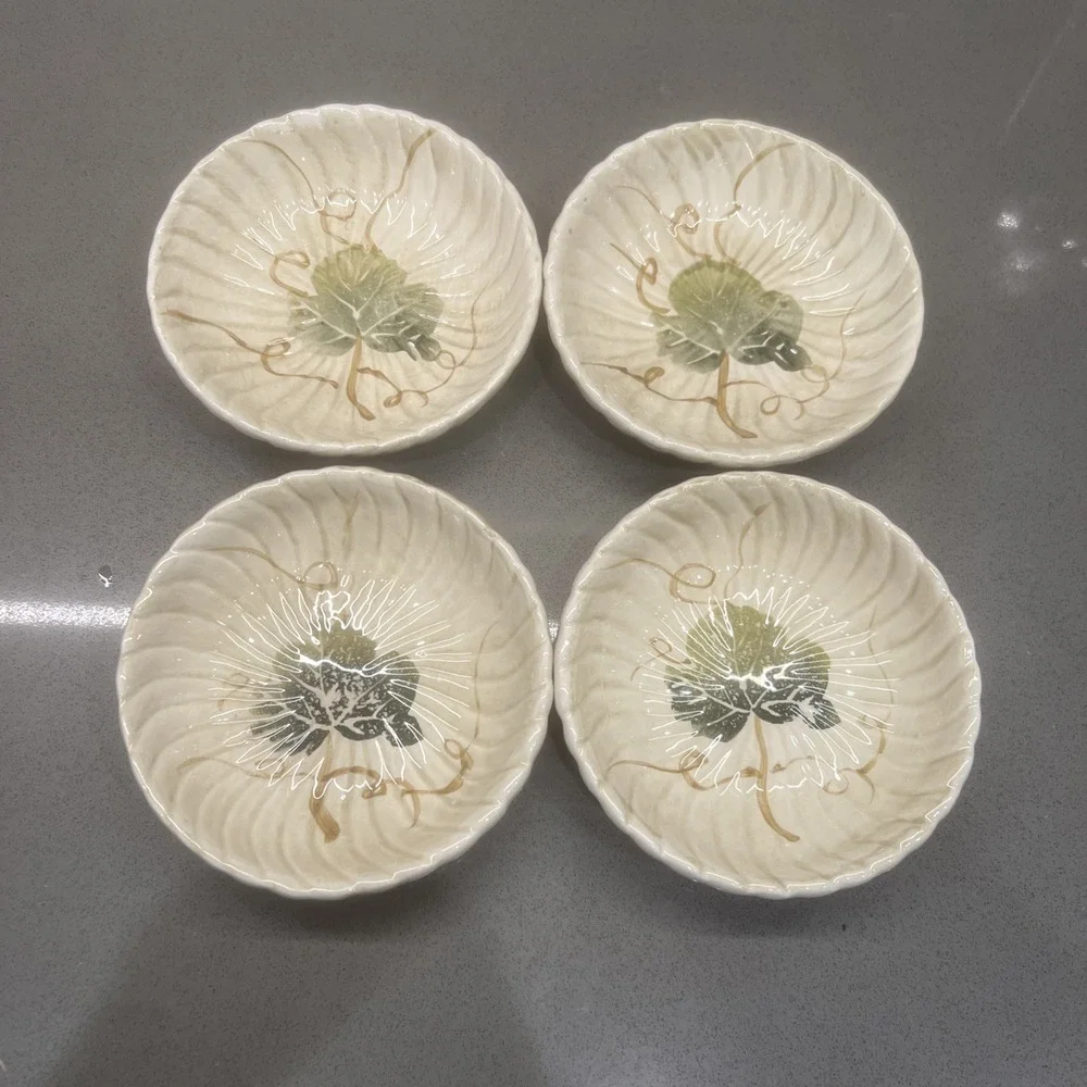 Linen n' Things Leaf Round Mini Dishes Set of 4 - Leaf Center